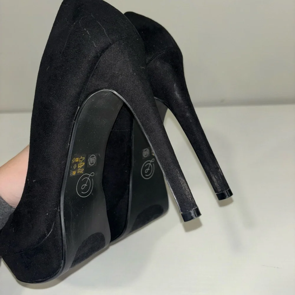 Chinese Laundry Classic Black Heels Womens Size 8.5